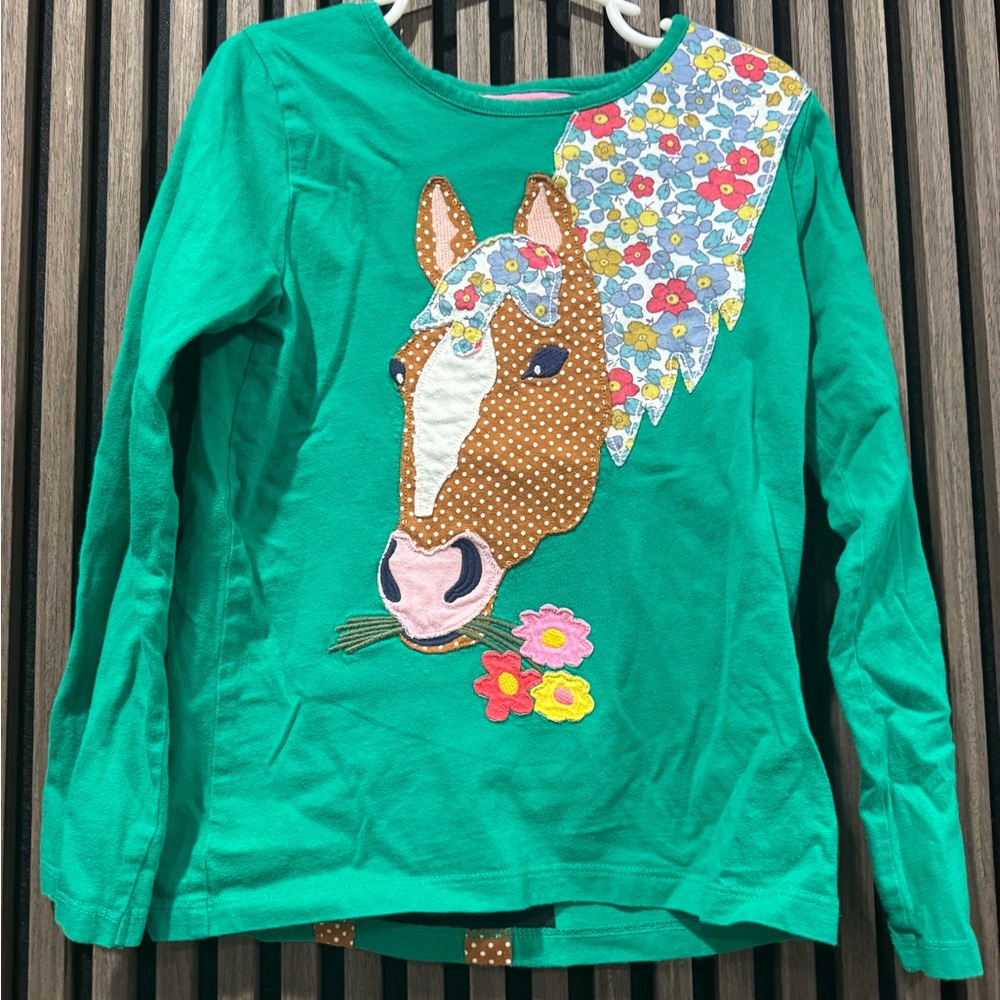 Mini Boden size 7-8 Girls' Green Horse Appliqué Long-Sleeve Top
